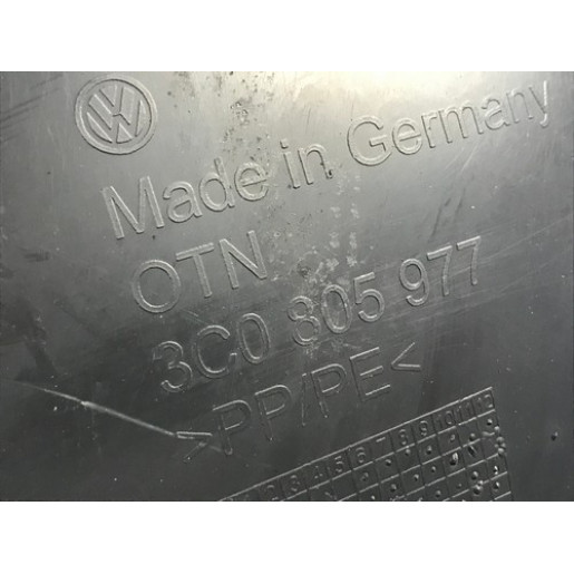 Подкрылок передний левый VW Passat B6 2005-2010 3C0805977